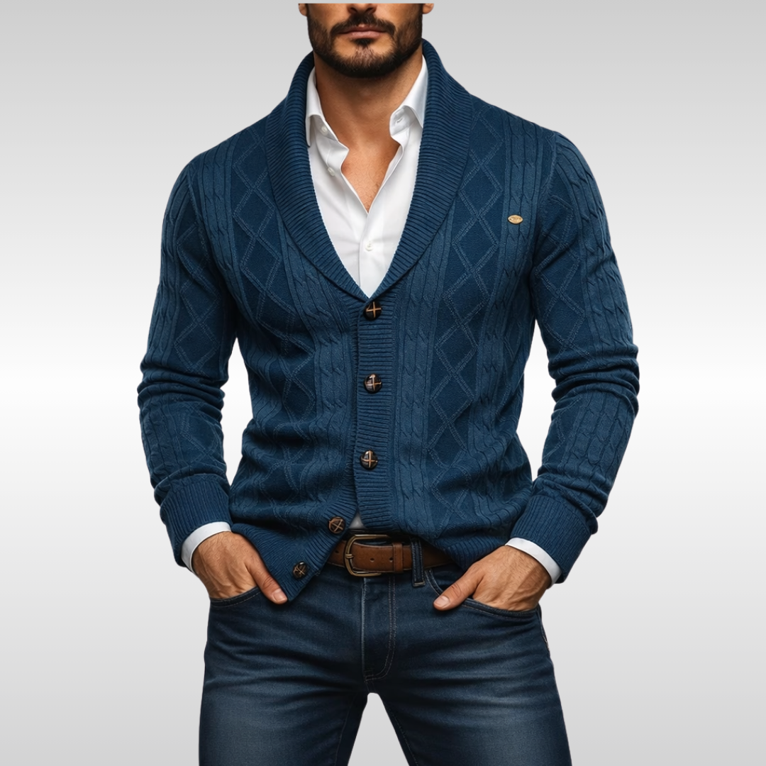 BRYN | CABLE CARDIGAN CLASSIC DETAIL, MODERN FIT